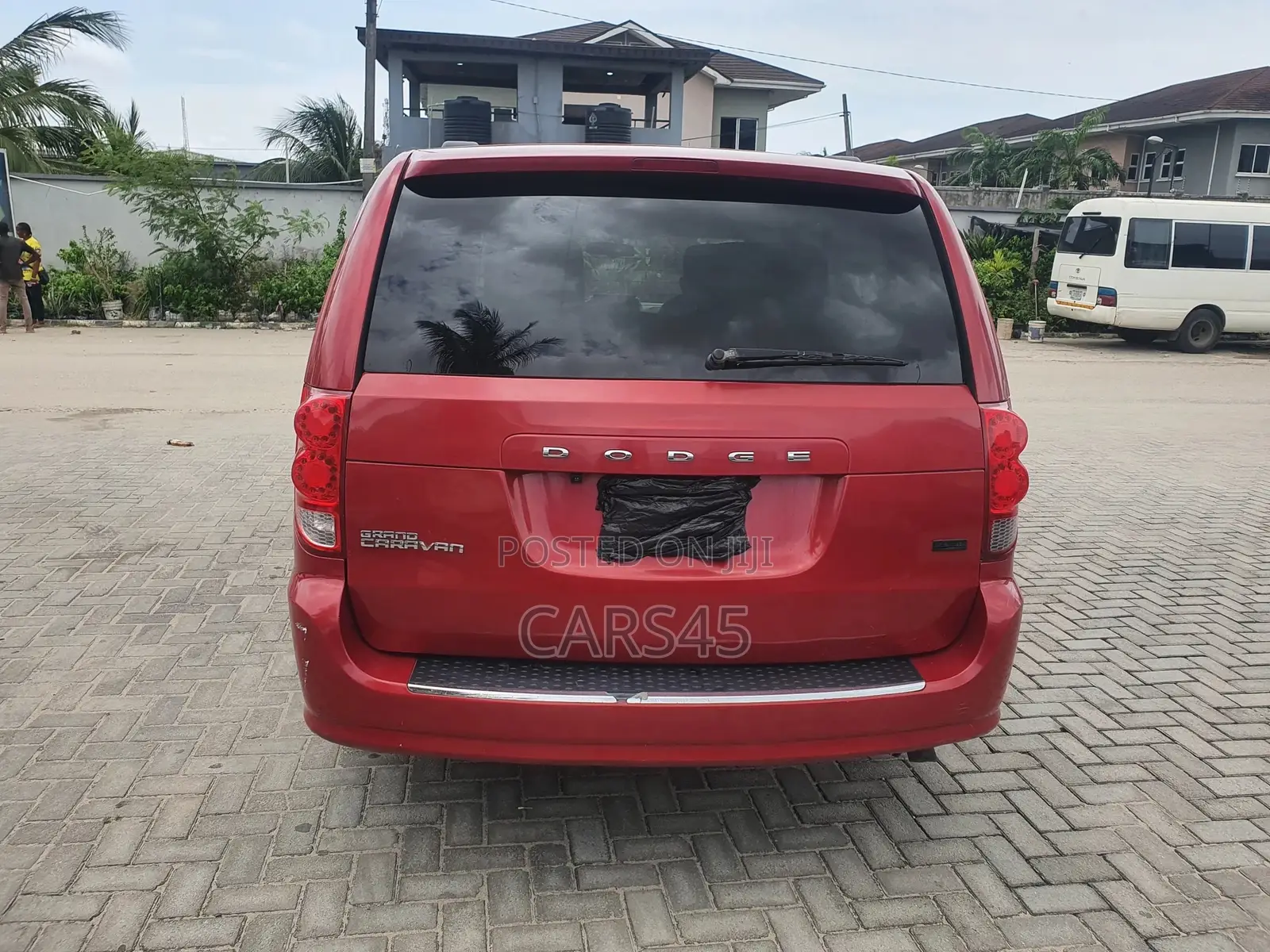 Dodge Caravan 2012 Red