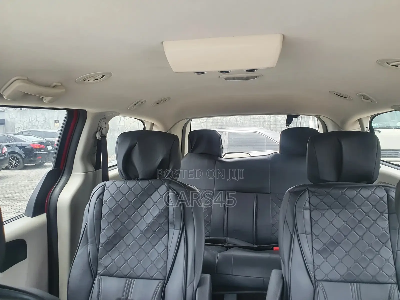 Dodge Caravan 2012 Red