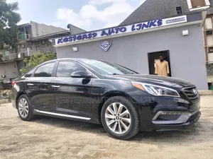 Hyundai Sonata Sport Sedan FWD (2.4L 4cyl 6A) 2017 Black