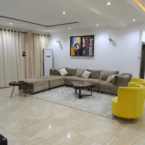 Furnished 3bdrm Penthouse in Banana Island for rent