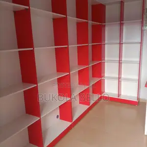 Shop/Shop Shelf