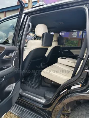 Lexus LX 570 AWD 2019 Black