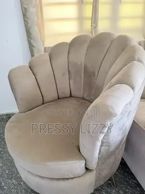 Single Chair