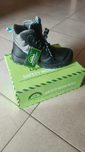 Safety Boots – Steel Toe Industrial Safety Shoes | Ppe