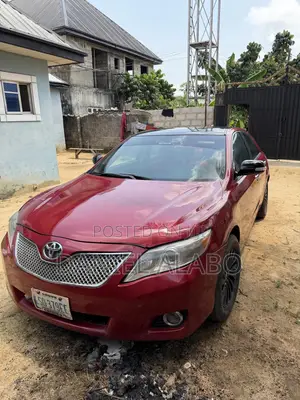 Toyota Camry 2011 Red