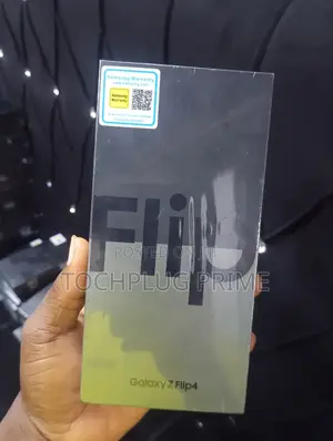 New Samsung Galaxy Z Flip4 256 GB Black