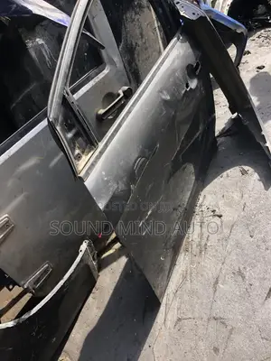 Door Ford Focus 2012-2017 Model Front Left
