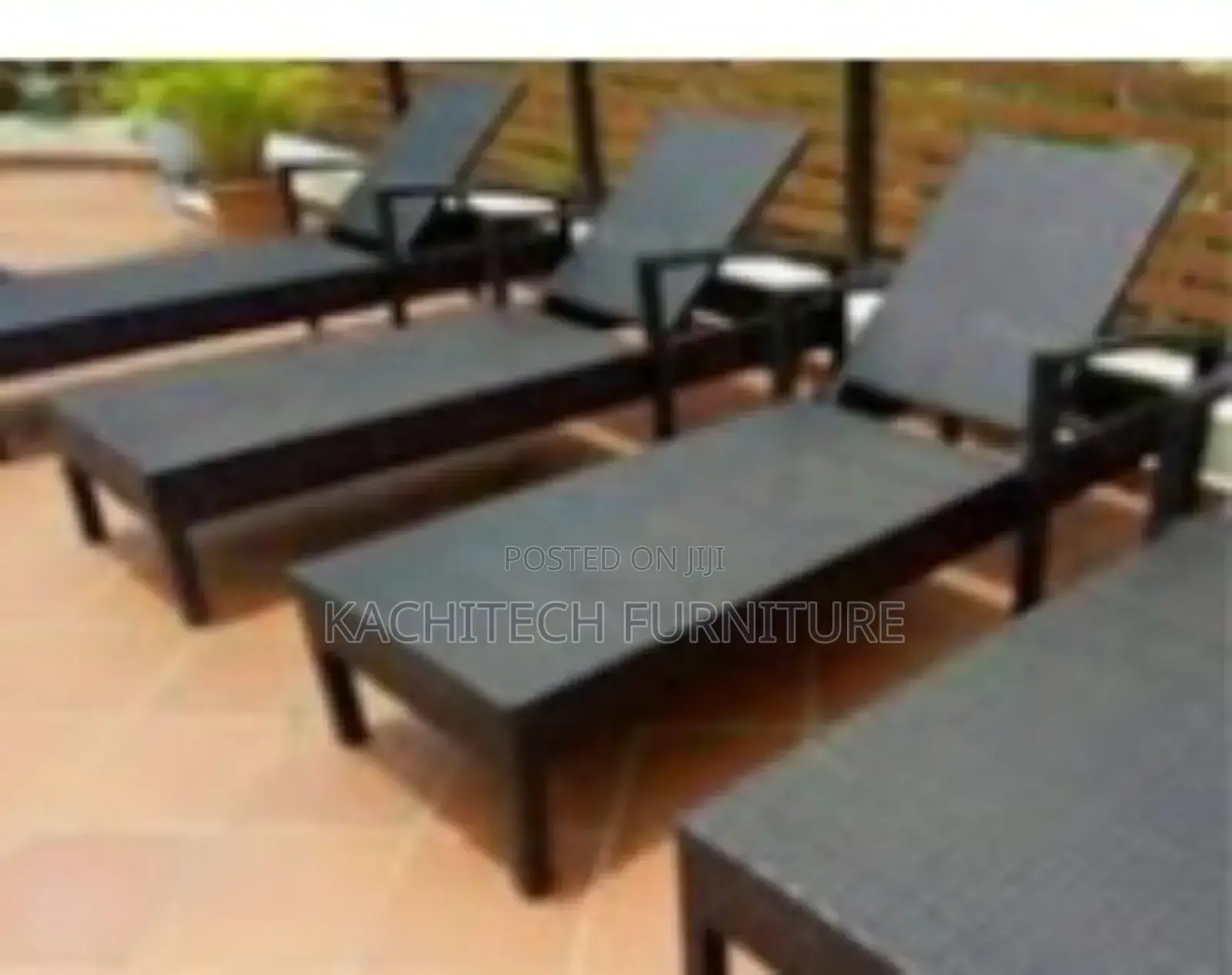 Rattern Pool Bed