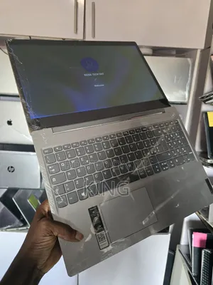 New Laptop Lenovo Ideapad 3 8GB AMD SSD 256GB
