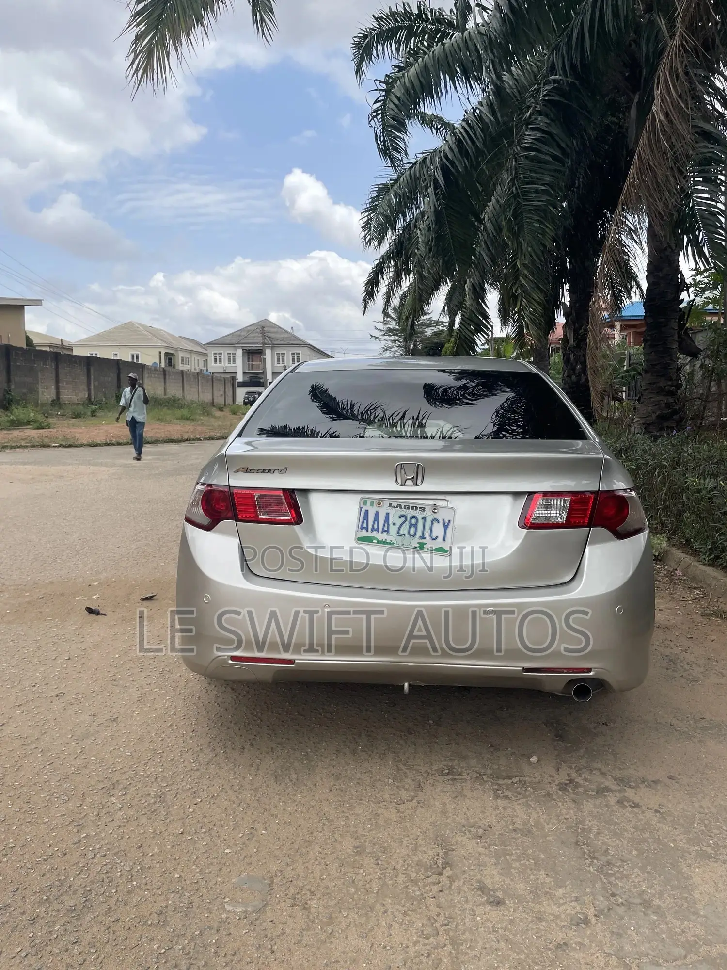 Honda Accord 2011 Silver