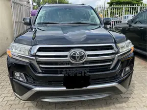 Toyota Land Cruiser 2016 Black