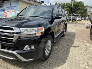 Toyota Land Cruiser 2016 Black