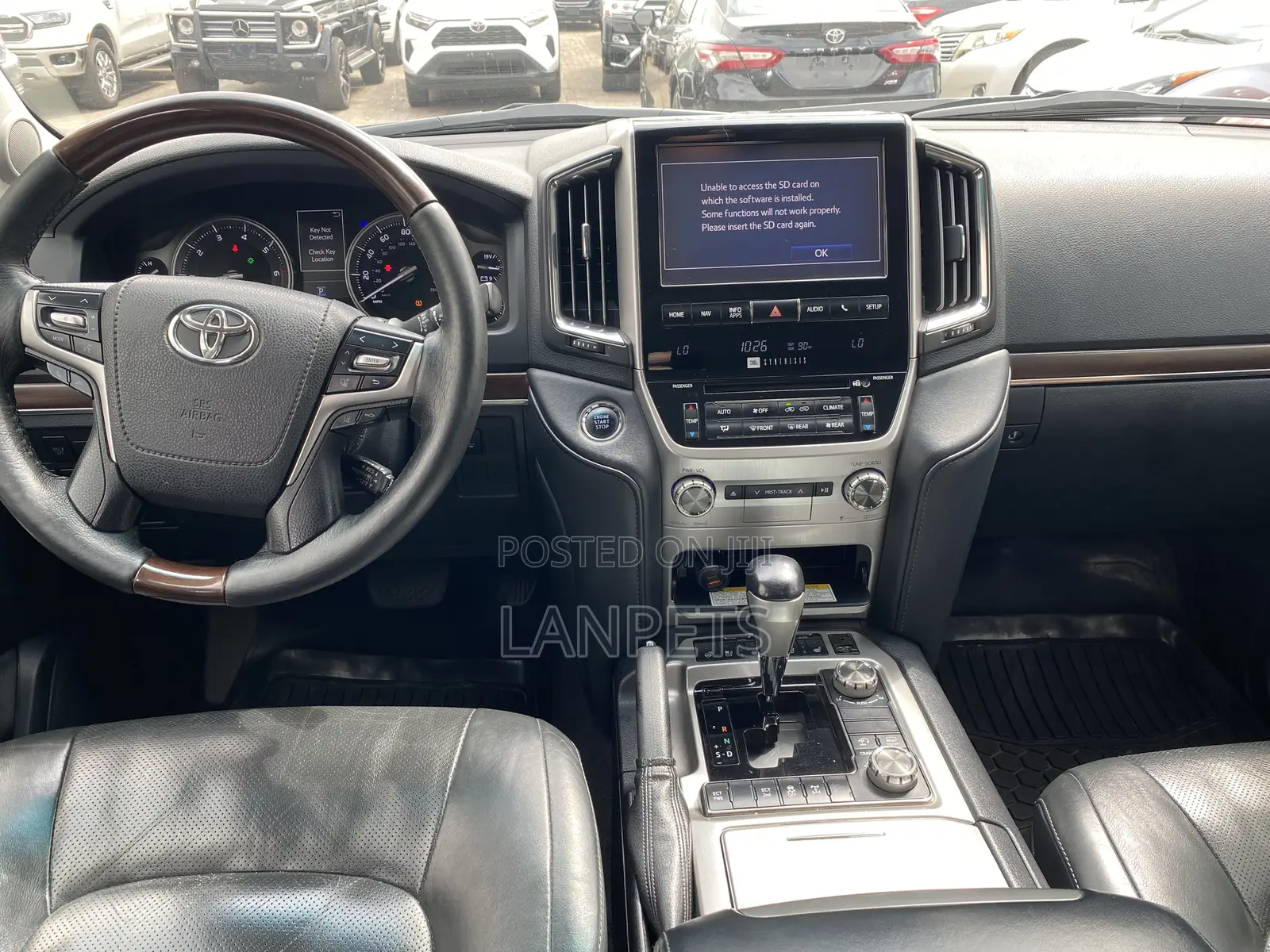 Toyota Land Cruiser 2016 Black