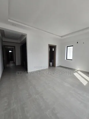 3bdrm Block of Flats in Lekki Phase 1 for rent