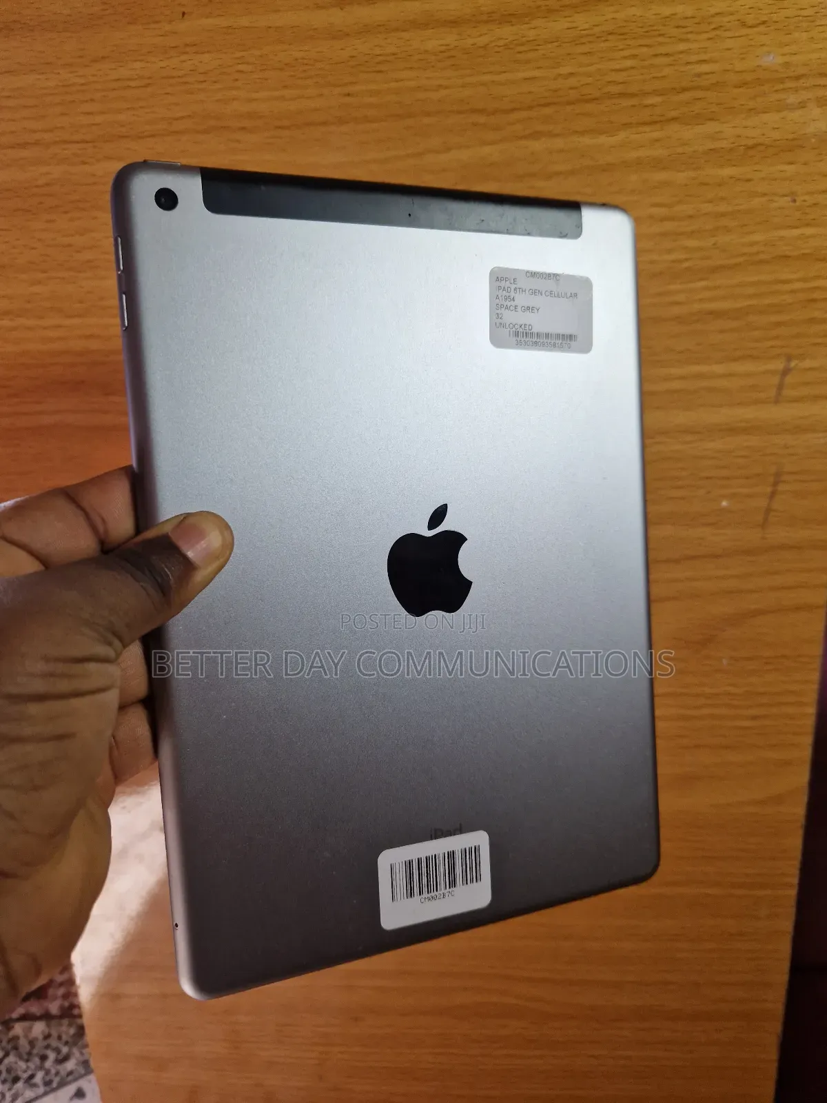 Apple iPad 10.2 (2019) 32 GB Gray