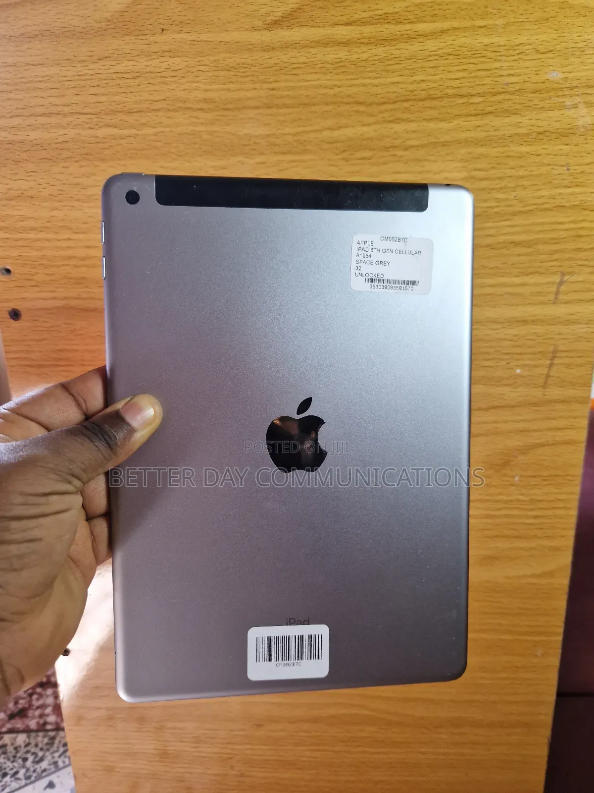 Apple iPad 10.2 (2019) 32 GB Gray