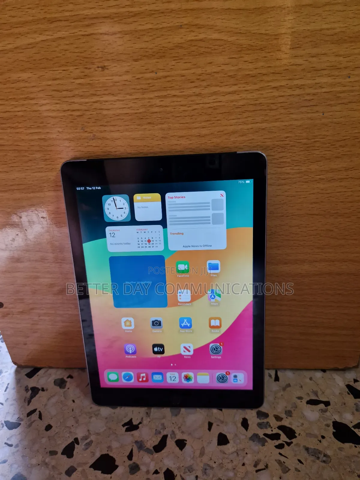 Apple iPad 10.2 (2019) 32 GB Gray