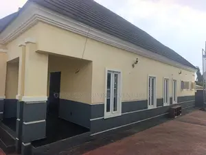 3bdrm Bungalow in Airforce, Bashorun, Akobo for sale