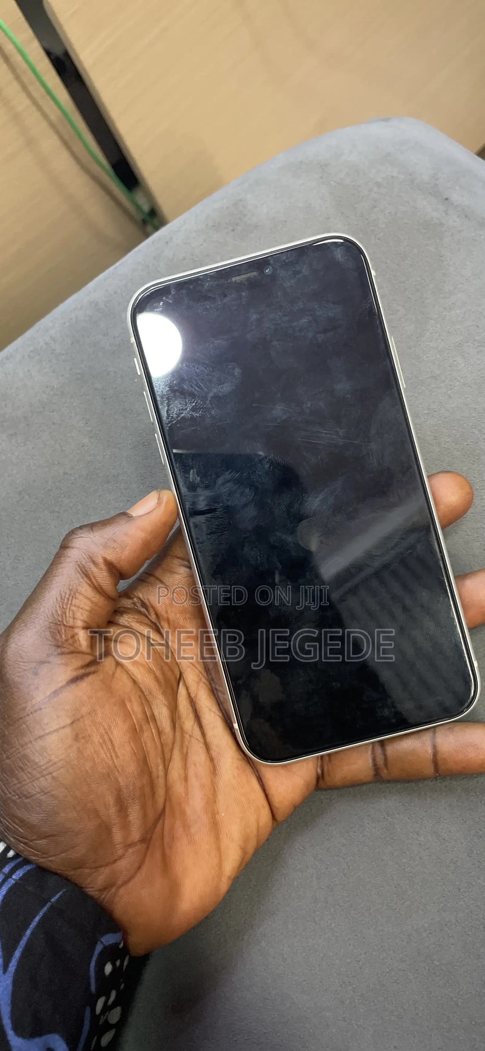 Apple iPhone 11 64 GB