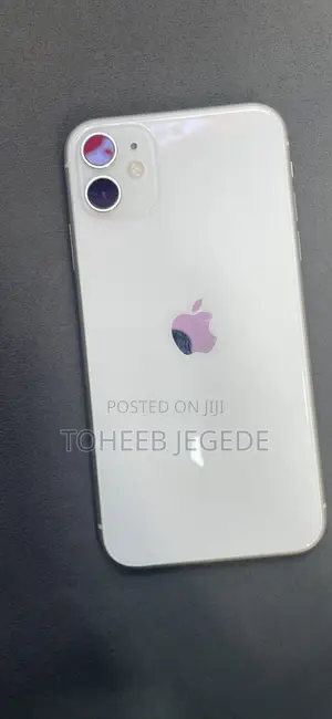 Apple iPhone 11 64 GB