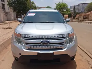 Ford Explorer 2015 Silver