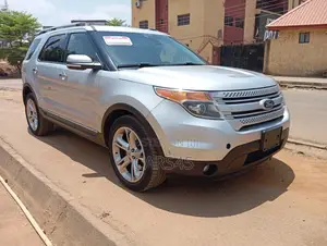Ford Explorer 2015 Silver