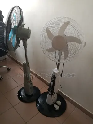 Rechargeable 16" Stand Fan With Solar Panel