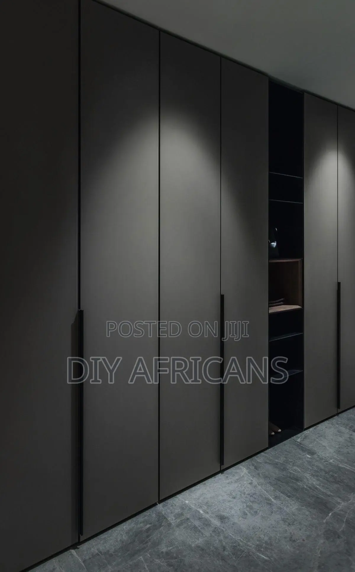 Luxury Wooden Wardrobe -- Strong Elegant Finish