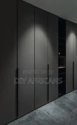 Luxury Wooden Wardrobe -- Strong Elegant Finish