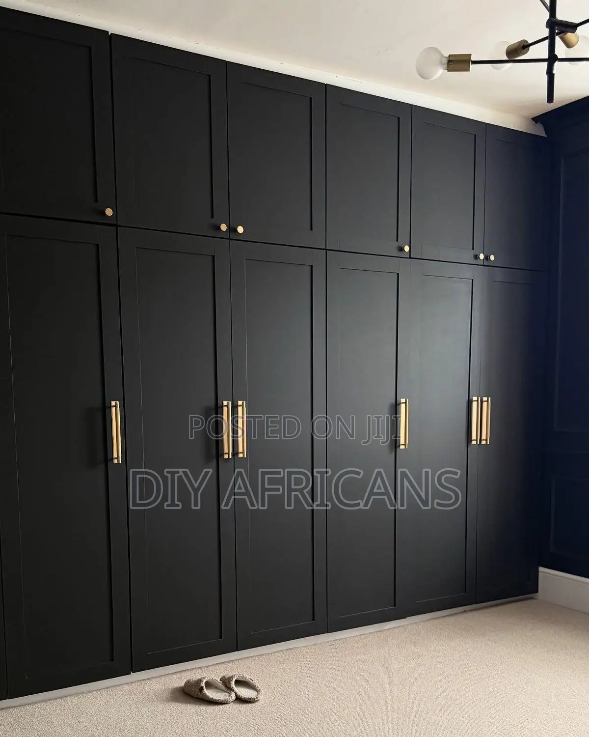 Luxury Wooden Wardrobe -- Strong Elegant Finish