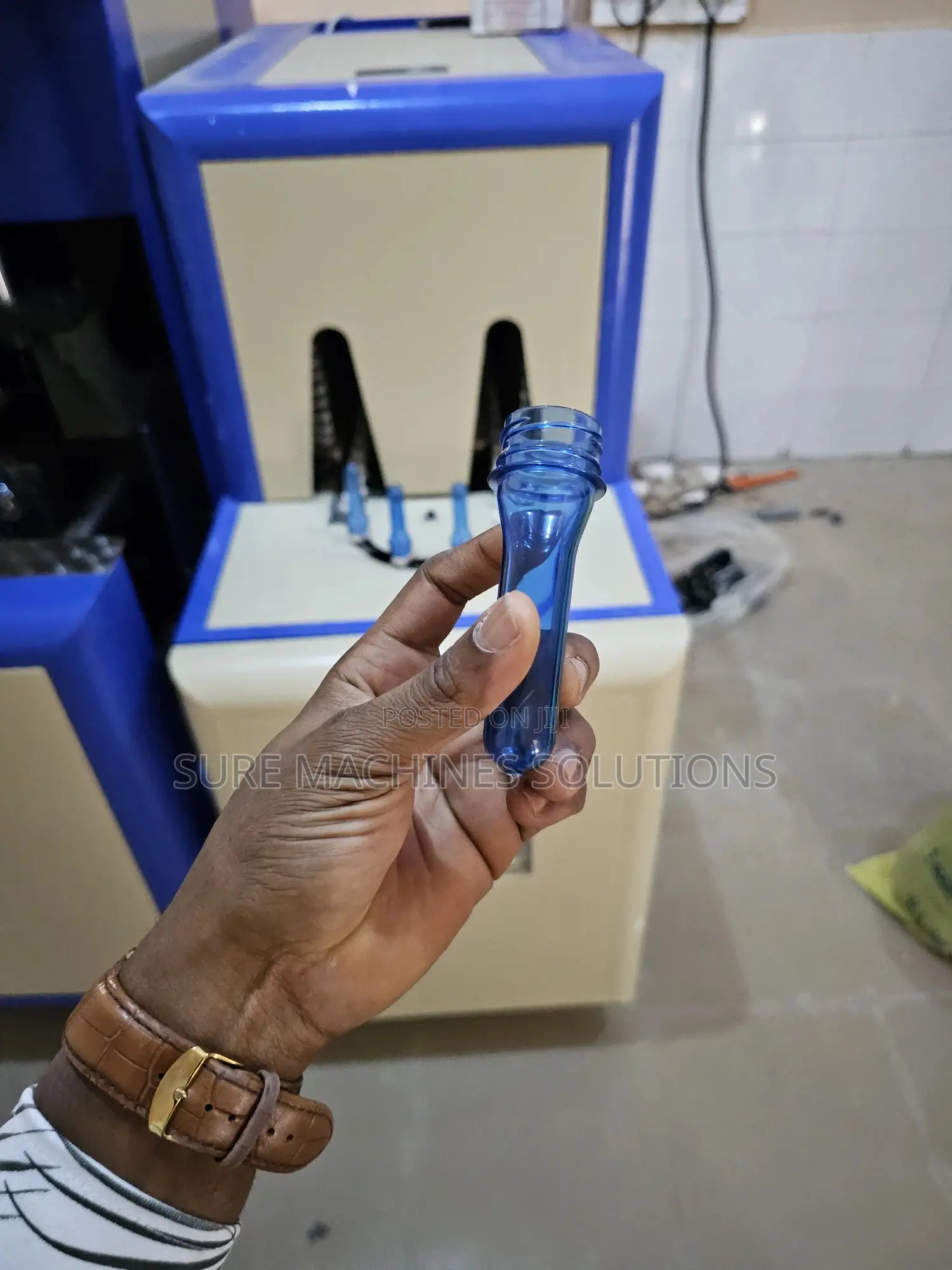 Semi Automatic Pet Bottle Blowing Machine