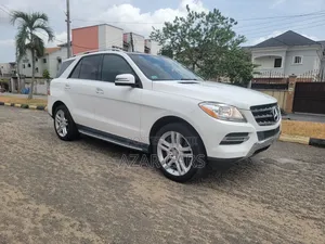Mercedes-Benz M Class ML350 4dr SUV (3.5L 6cyl 7A) 2015 White