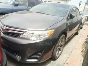 Toyota Camry 2012 Gray