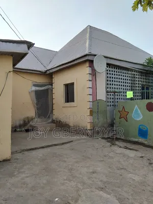 Mini Flat in Peace City, FHA for sale