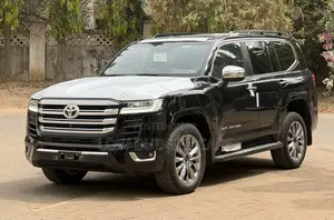New Toyota Land Cruiser LC250 2025 Black