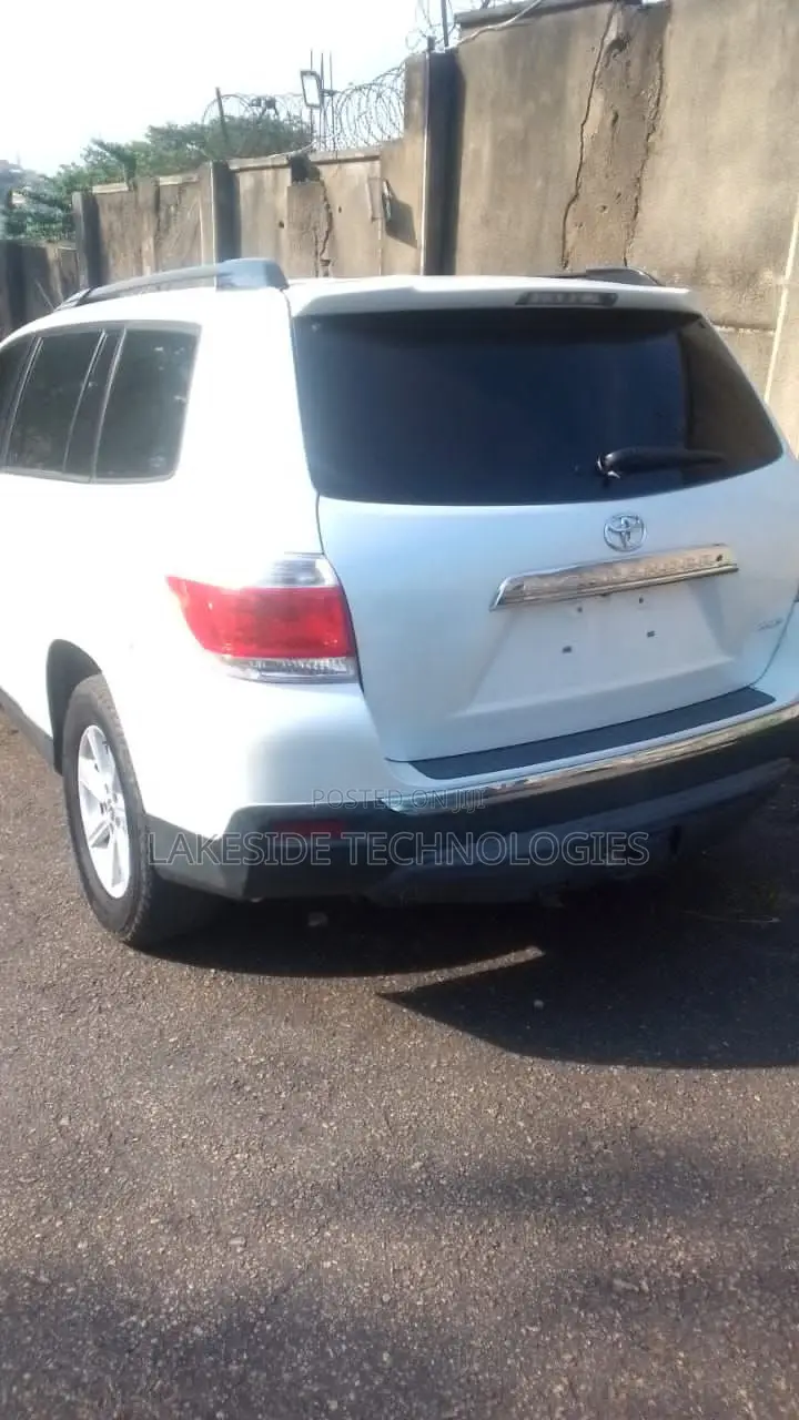 Toyota Highlander 2013 White