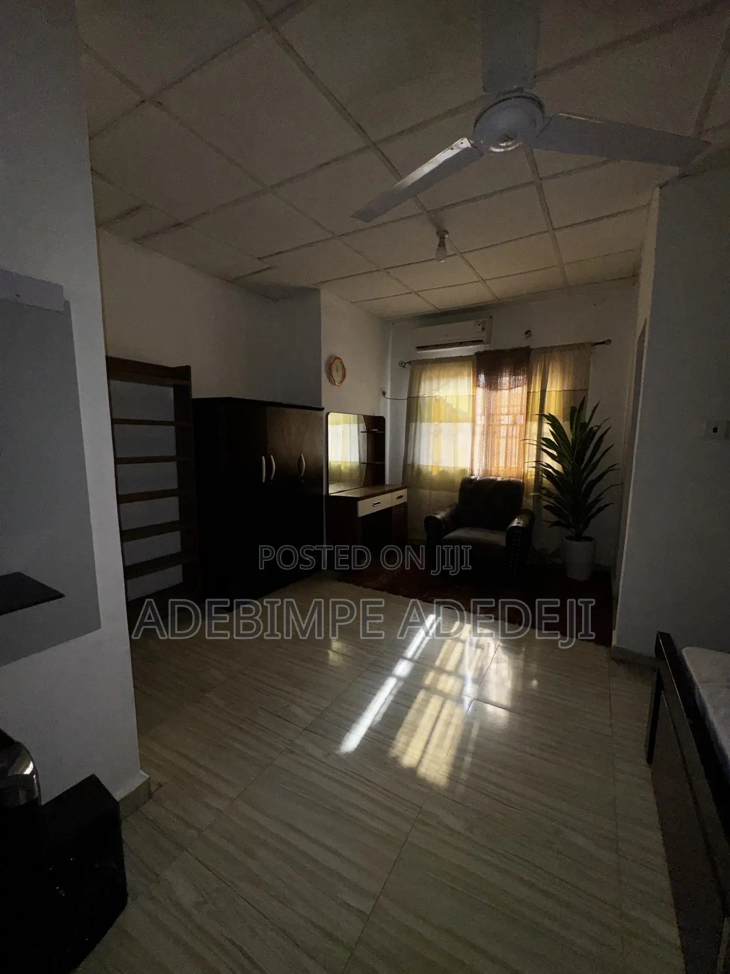 Very Big Spacious Room