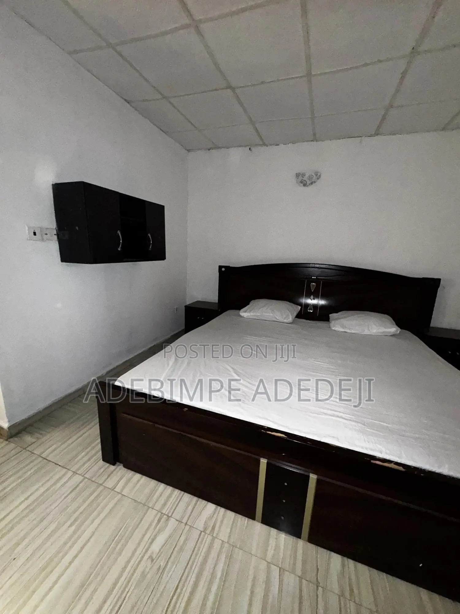 Very Big Spacious Room