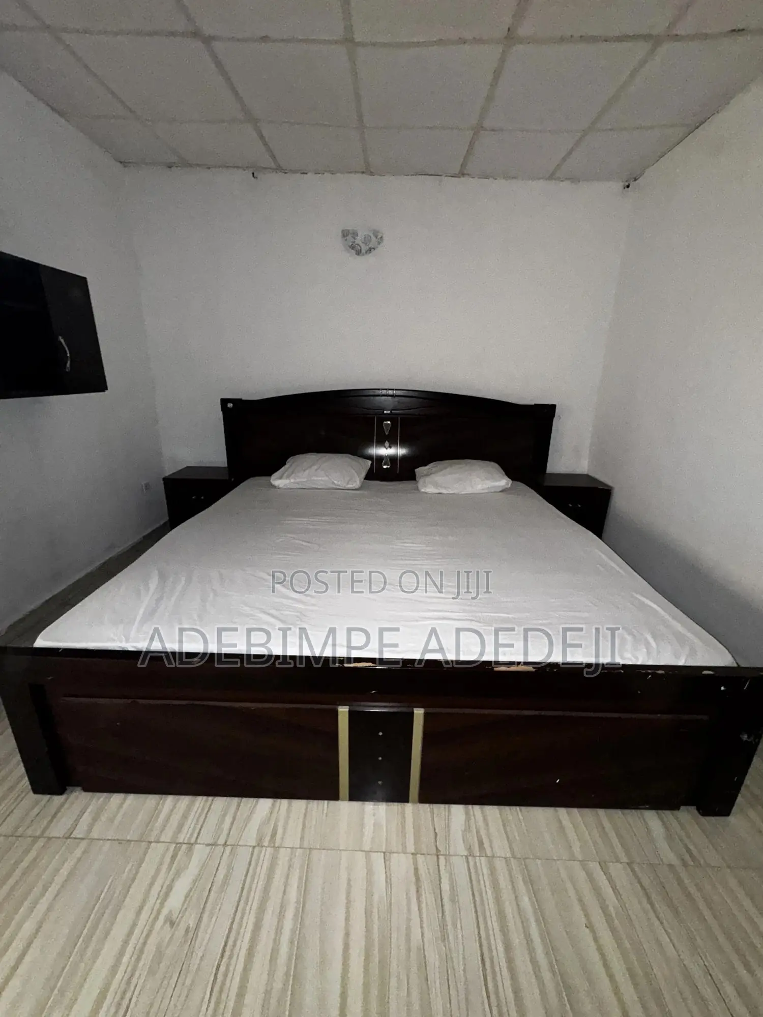Very Big Spacious Room