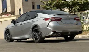 Toyota Camry 2019 Silver