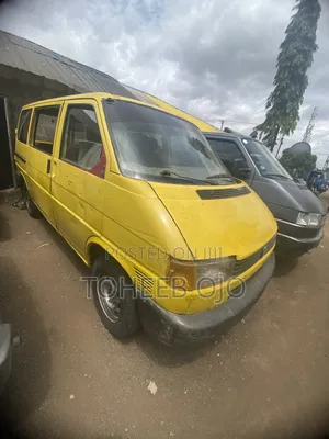 Volkswagen Transporter 1996 Yellow