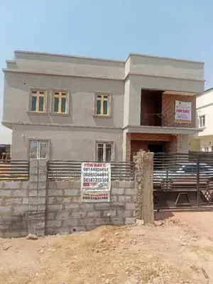 4bdrm Duplex in Tpumpy Estate, Lugbe District for sale