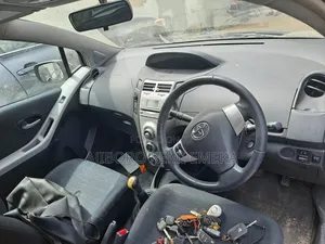 Toyota Yaris 1.3 HB T3 2007 Green