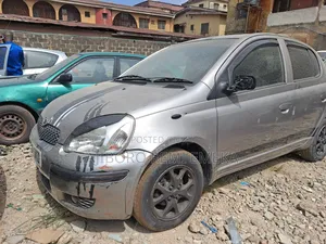 Toyota Yaris 2003 Brown