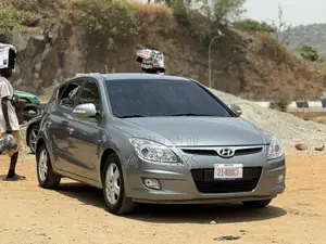 Hyundai i30 2016 Gray