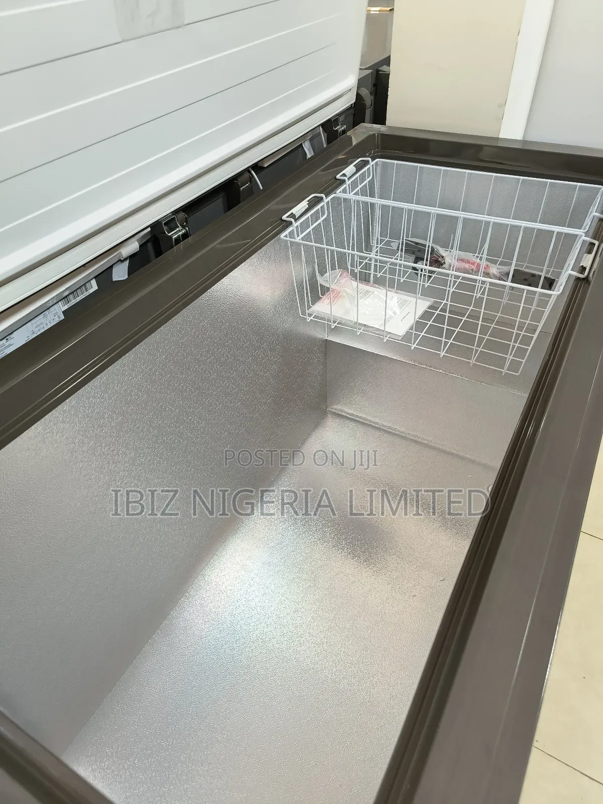Hisense Chest Freezer (420l)