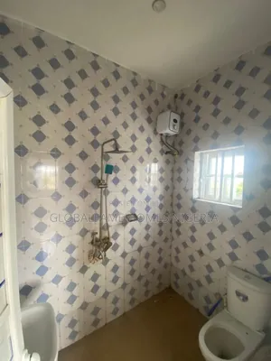2bdrm Block of Flats in Lakowe Ibeju Lekki for rent