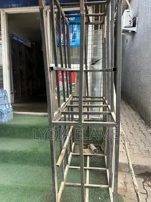 Protector Cage