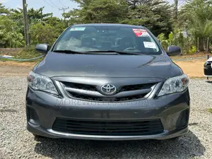 Toyota Corolla LE 4dr Sedan (1.8L 4cyl 4A) 2012 Gray