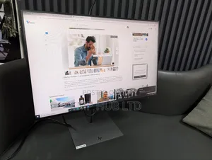 Hp 24-Inch Professional Ips Monitor, Featuring a 1920 × 1200 (Wuxga)